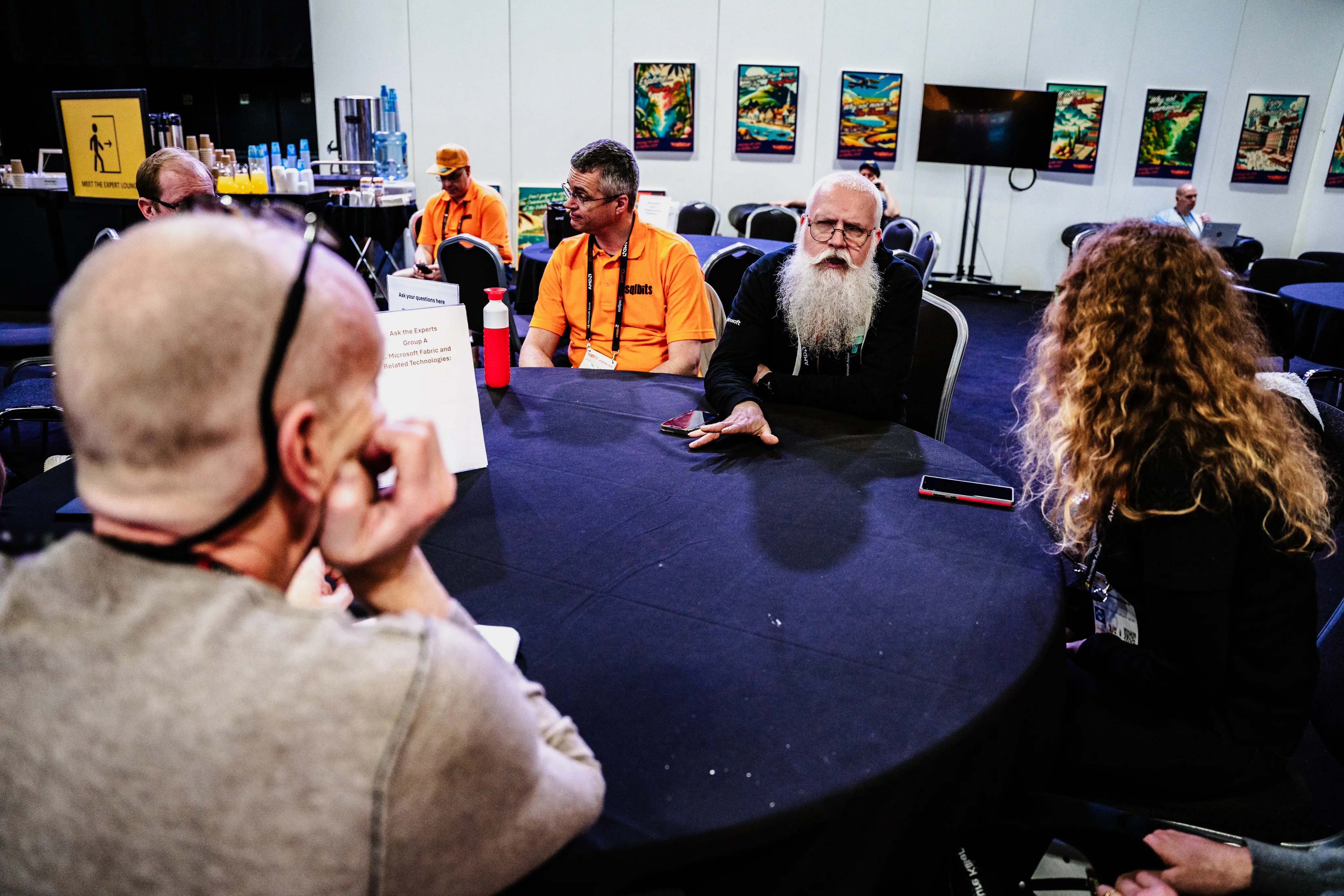 Find Your People in the Community Hub at SQLBits