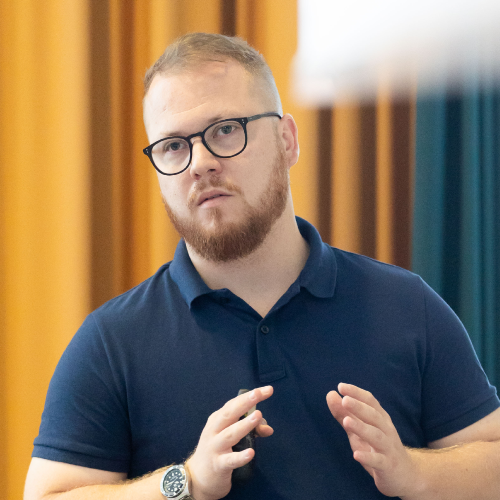 Photo of Almir Vuk