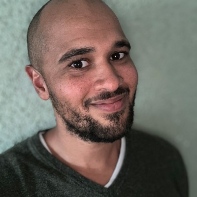 Photo of Alex Henry
